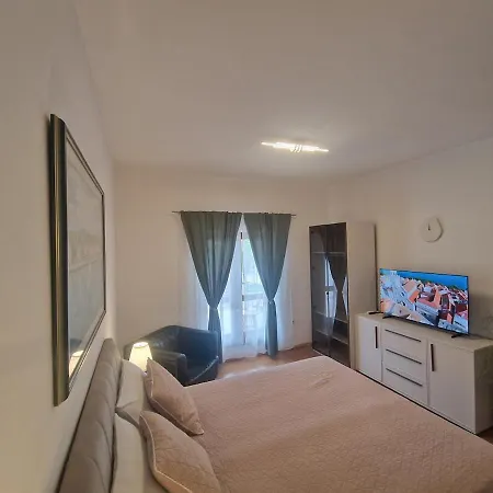 Modern And Cozy 2 Min From The Sea And Center Appartement