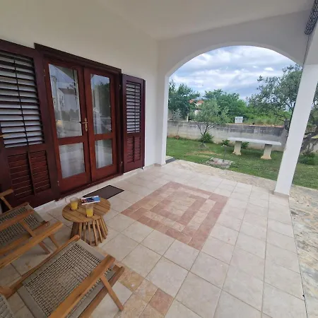 Modern And Cozy 2 Min From The Sea And Center * Turanj