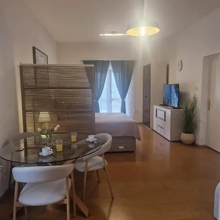 Modern And Cozy 2 Min From The Sea And Center Appartement