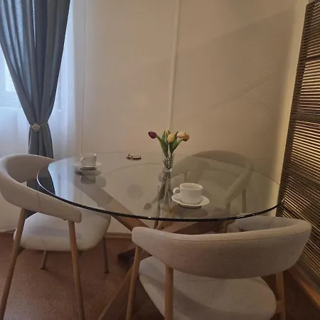 Modern And Cozy 2 Min From The Sea And Center * Turanj
