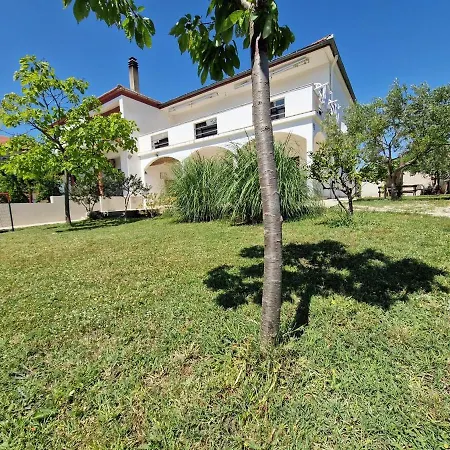 Appartement Modern And Cozy 2 Min From The Sea And Center