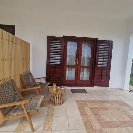 Modern And Cozy 2 Min From The Sea And Center *